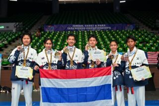สรุปผลการแข่งขันในรายการ 6th Asian Cadet Taekwondo Championships ในวันสุดท้ายวันที่ 28 กรกฎาคม 2568 ณ เมืองกูชิง ประเทศมาเลเซีย

นักกีฬาเทควันโดทีมชาติไทย สามารถทำผลงานได้ 4 เหรียญทอง 1 เหรียญเงิน และ 1 เหรียญทองแดง ดังนี้

4 เหรียญทอง🥇🥇🥇🥇
🥇เด็กหญิงไปรยา เติมจิตรอารีย์ 
🇹🇭รุ่นน้ำหนักไม่เกิน 29 กก.

🥇เด็กหญิงวิลาสิณี ด้วงทองอยู่ 
🇹🇭รุ่นน้ำหนักไม่เกิน 47 กก.

🥇เด็กชายพศวัต ไทยอุดม 
🇹🇭รุ่นน้ำหนักไม่เกิน 49 กก.

🥇เด็กชายธนภัทร  นิธิศบวรภัค 
🇹🇭รุ่นน้ำหนักไม่เกิน 53 กก.

1 เหรียญเงิน 🥈
🥈เด็กหญิงอึนโพรี โชล 
🇹🇭รุ่นน้ำหนักไม่เกิน 55 กก.

1 เหรียญทองแดง 🥉
🥉เด็กหญิงจิรปรียา  ชินราช 
🇹🇭รุ่นน้ำหนักไม่เกิน 44 กก.

ขอแสดงความยินดีด้วยนะคะ🎉🥋🇹🇭

Cr.ขอบคุณรูปสวยๆจาก Sport Action 🙏🏻