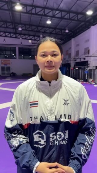 สวัสดีปีใหม่ 2569 🎉🎁🎈

คำอวยพรจาก
น้องลูกแก้ว
กัญจ์ณาลักษณ์ ชื่นชูกลิ่น
นักกีฬาเทควันโดทีมชาติไทย🥋🇹🇭