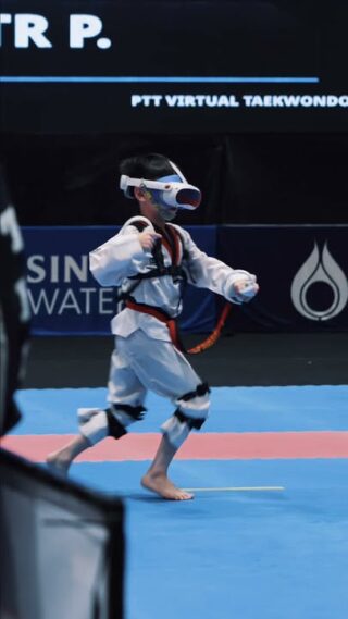 ✨ รวมฮิตความมันส์ในศึก PTT Virtual Taekwondo Thailand Championship 2026 🙌🏆

🎯เพื่อเฟ้นหาดาวเด่นสู่การแข่งขันในระดับนานาชาติในอนาคต🎯

รวมที่สุดของความมันส์และบรรยากาศการแข่งขันอันน่าตื่นตาตื่นใจ จากสปิริตอันแรงกล้าของเหล่านักกีฬา รวมถึงเสียงเชียร์อันทรงพลังจากผู้สนับสนุนทุกท่านที่ส่งตรงถึงขอบสนาม

#สมาคมกีฬาเทควันโดแห่งประเทศไทย #ThailandTaekwondo  
#VirtualTaekwondo #VTKD #กีฬาVR
#Takewondo #เทควันโด