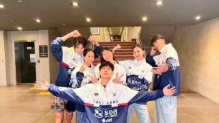 การแข่งขันรายการใน Chuncheon 2026 World Taekwondo World Cup Team Championships Series ณ เมืองชุนชอนประเทศเกาหลีใต้ ในวันที่สุดท้าย วันที่ 16 กรกฎาคม 2569 

นักกีฬาเทควันโดทีมชาติไทยจะลงทำการแข่งขัน 1 ประเภท ได้แก่ ประเภททีมผสม ประกอบด้วย 

🇹🇭นางสาวณัฐกมล   วาสนา            
🇹🇭นางสาวศศิกานต์   ทองจันทร์        
🇹🇭นางสาวปิยะฉัตรฤทัย  ชารีวรรณ        
🇹🇭นายบัลลังก์ ทับทิมเเดง        
🇹🇭นายธนภูมิ   เฟื่องน้อย   
🇹🇭นายธนาธร   แซ่โจ            

⏰เริ่มการแข่งขันเวลา 8.00 น. (เวลาประเทศไทย)

🎥ช่องทางการรับชม👇🏻
https://www.youtube.com/live/HMRWTD3F-mc?si=UdvRq3Hlk732xIU8

อย่าลืมส่งกำลังใจให้ทีมเทควันโดไทยด้วยนะคะ 🥋🇹🇭✌🏻